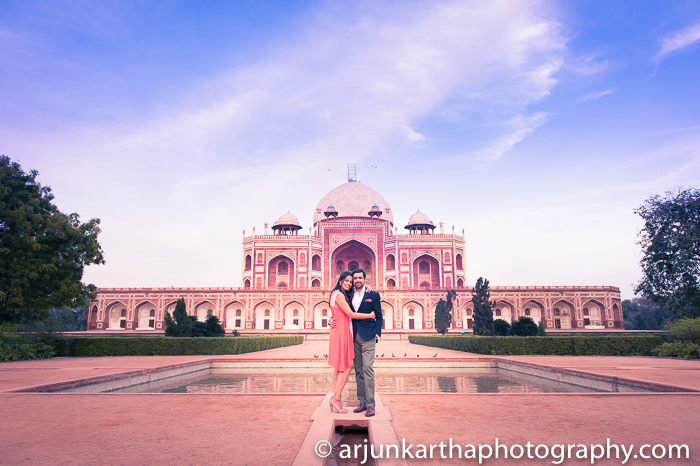 Arjun-Kartha-Candid-Wedding-Photography-Sarika-Avin-13