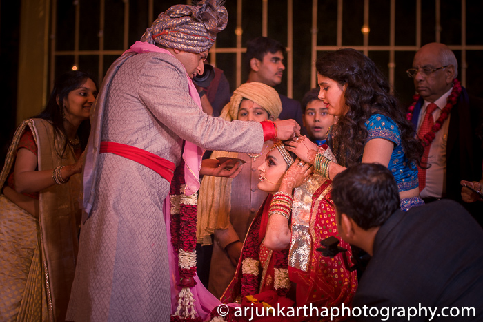 Arjun-Kartha-Candid-Wedding-Photography-Priyanka-Rohan-54
