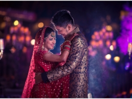 Arjun-Kartha-Candid-Wedding-Photography-Jagmandir-Udaipur-Cover-1